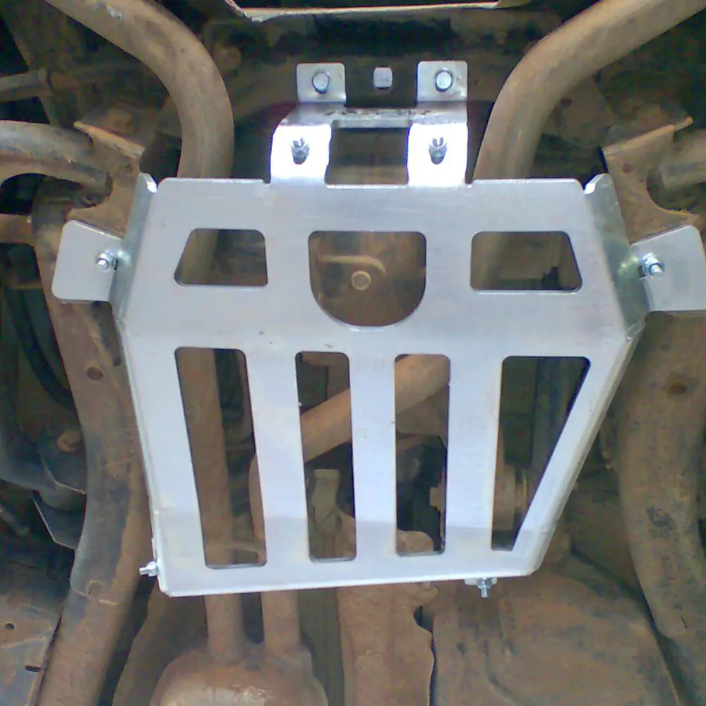 Land_Rover_Discovery_3_4_Rear_Differential_Skid_Plate_539057_A