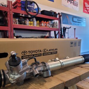 Steering rack replacement on Toyota Land Cruiser 100